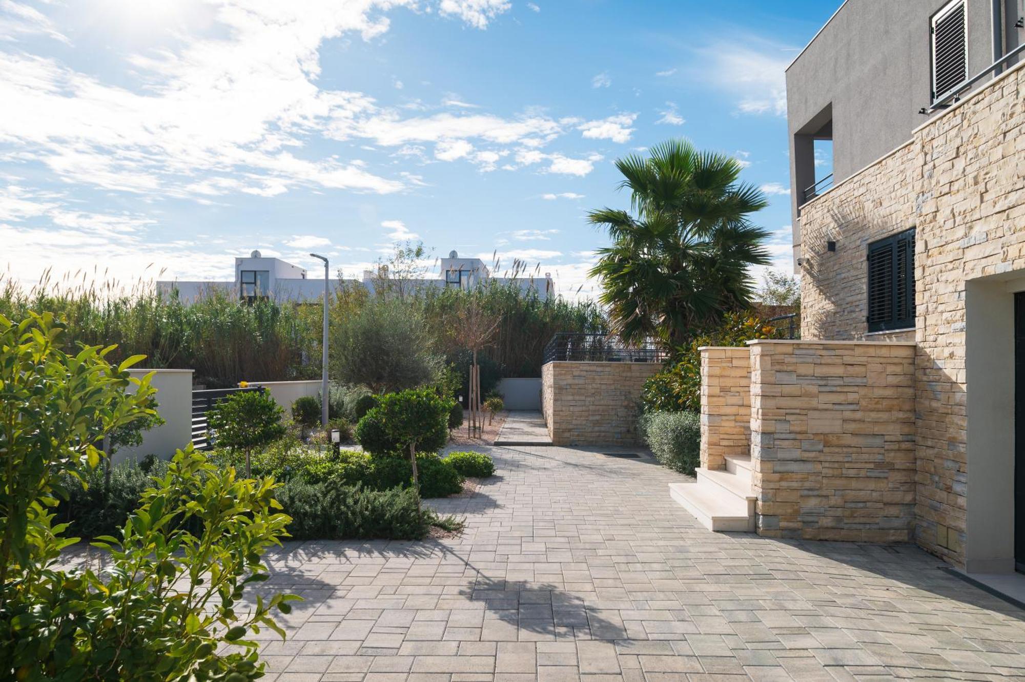 Villa Roca With Heated Pool And Sauna 프리블라카 외부 사진
