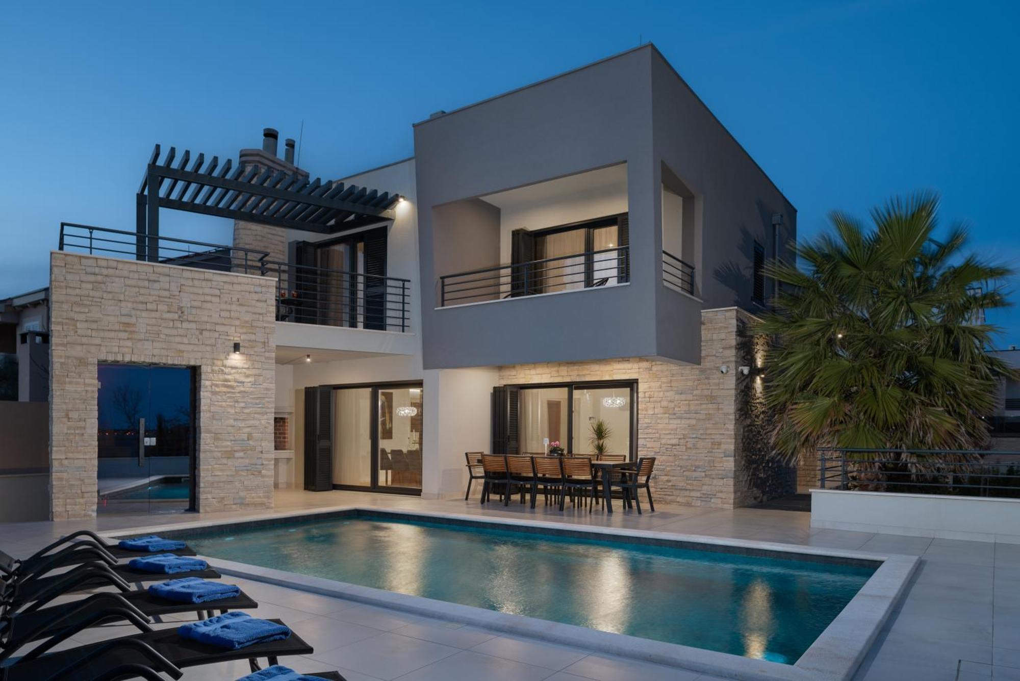 Villa Roca With Heated Pool And Sauna 프리블라카 외부 사진