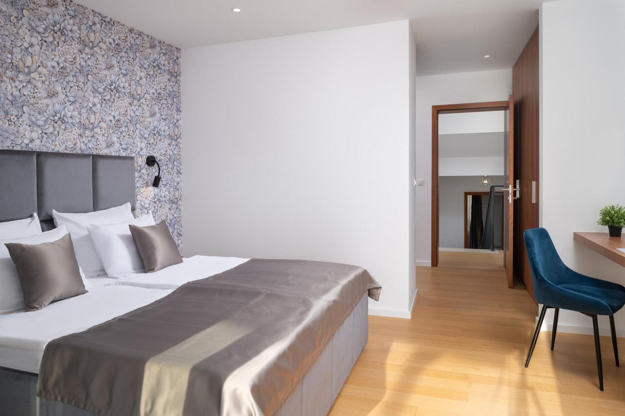 Villa Roca With Heated Pool And Sauna 프리블라카 외부 사진