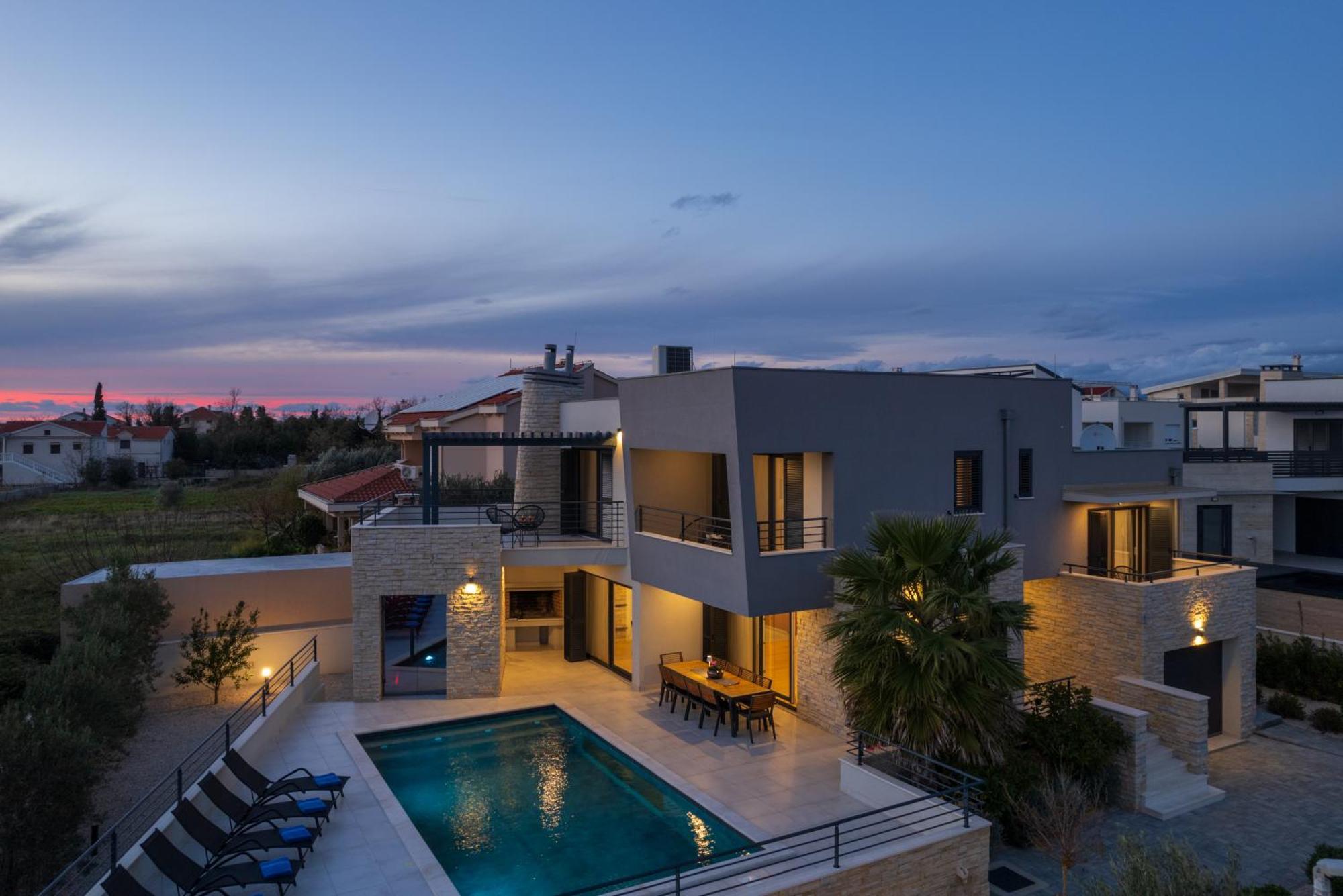 Villa Roca With Heated Pool And Sauna 프리블라카 외부 사진